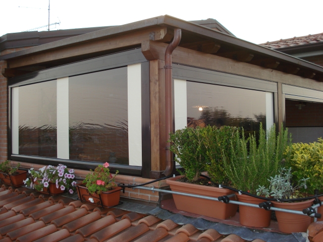 tenda-a-caduta-antivento-chiusura-terrazza