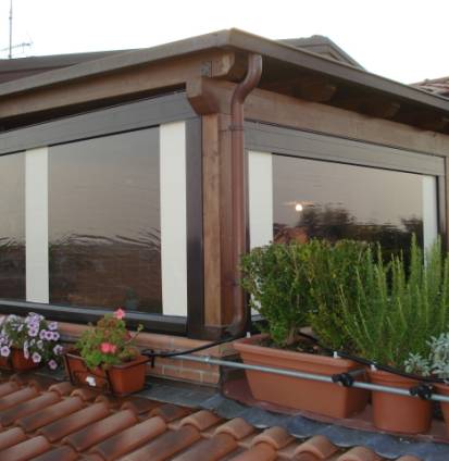 tenda-a-caduta-antivento-chiusura-terrazza